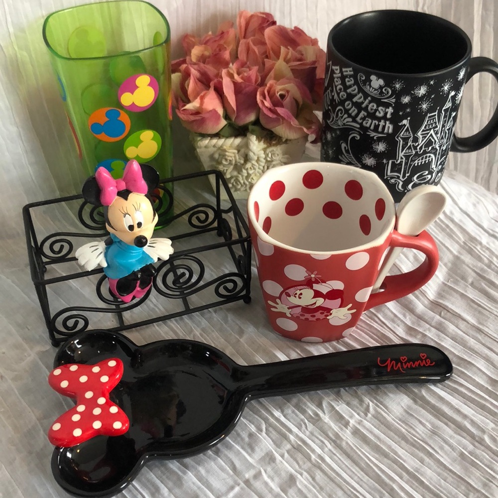 DISNEY lot 5 kitchen ceramic items large Castle soup mug, MINNE mug spoon rest